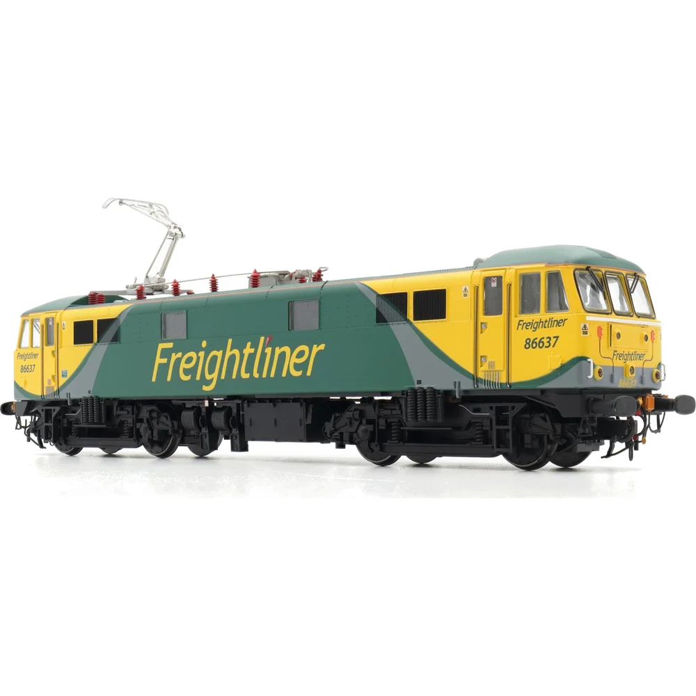 Heljan 8648 — Right Front Three Quarter View by Heljan