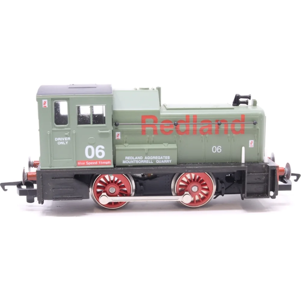 Hornby R051 — Side Elevation Right Direction by Hornby
