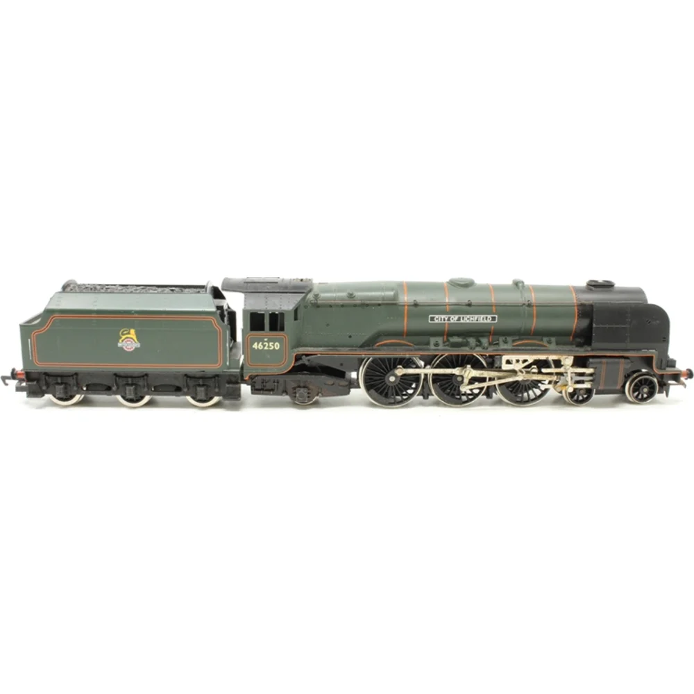 Hornby R102 — Side Elevation Right Direction by Hornby
