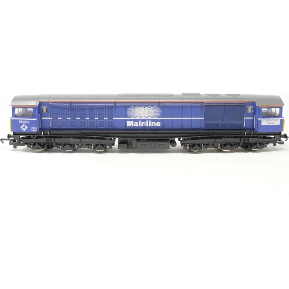 Hornby R2011A — Side Elevation Left Direction by Hornby