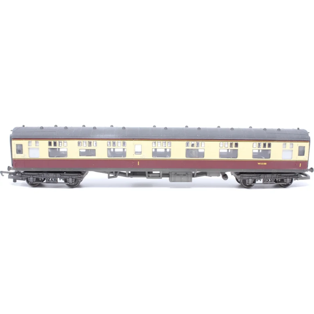 Hornby R2031 — Side Elevation Left Direction by Hornby