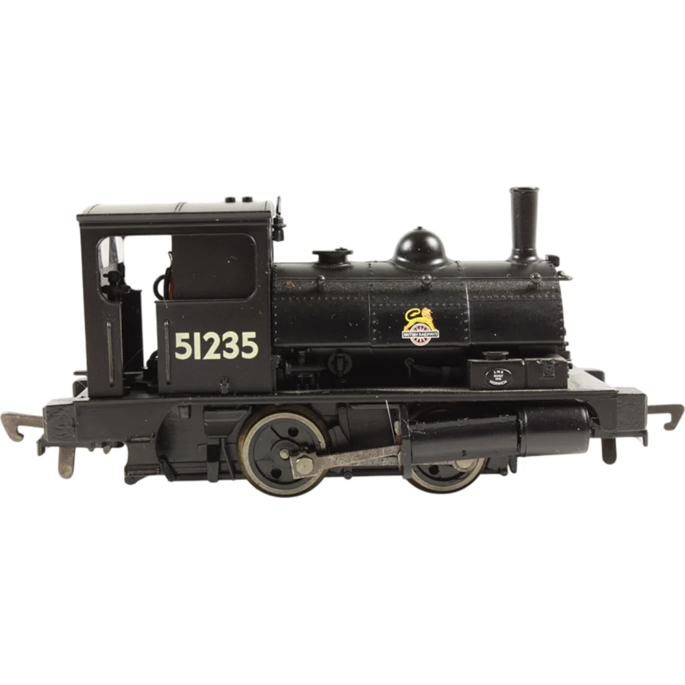 Hornby R2093C — Side Elevation Right Direction by Hornby