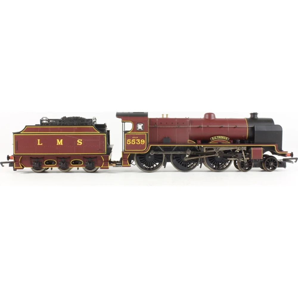 Hornby R2182A — Side Elevation Right Direction by Hornby