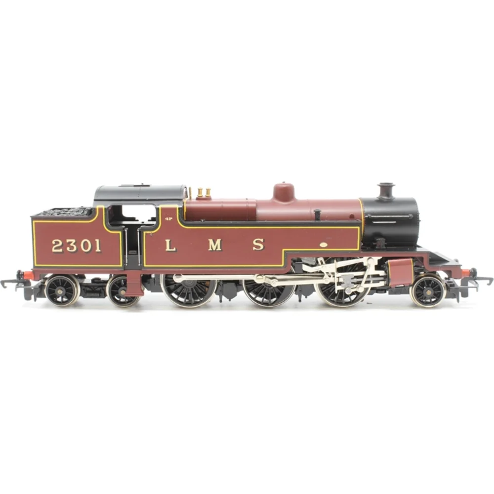 Hornby R261 — Side Elevation Right Direction by Hornby