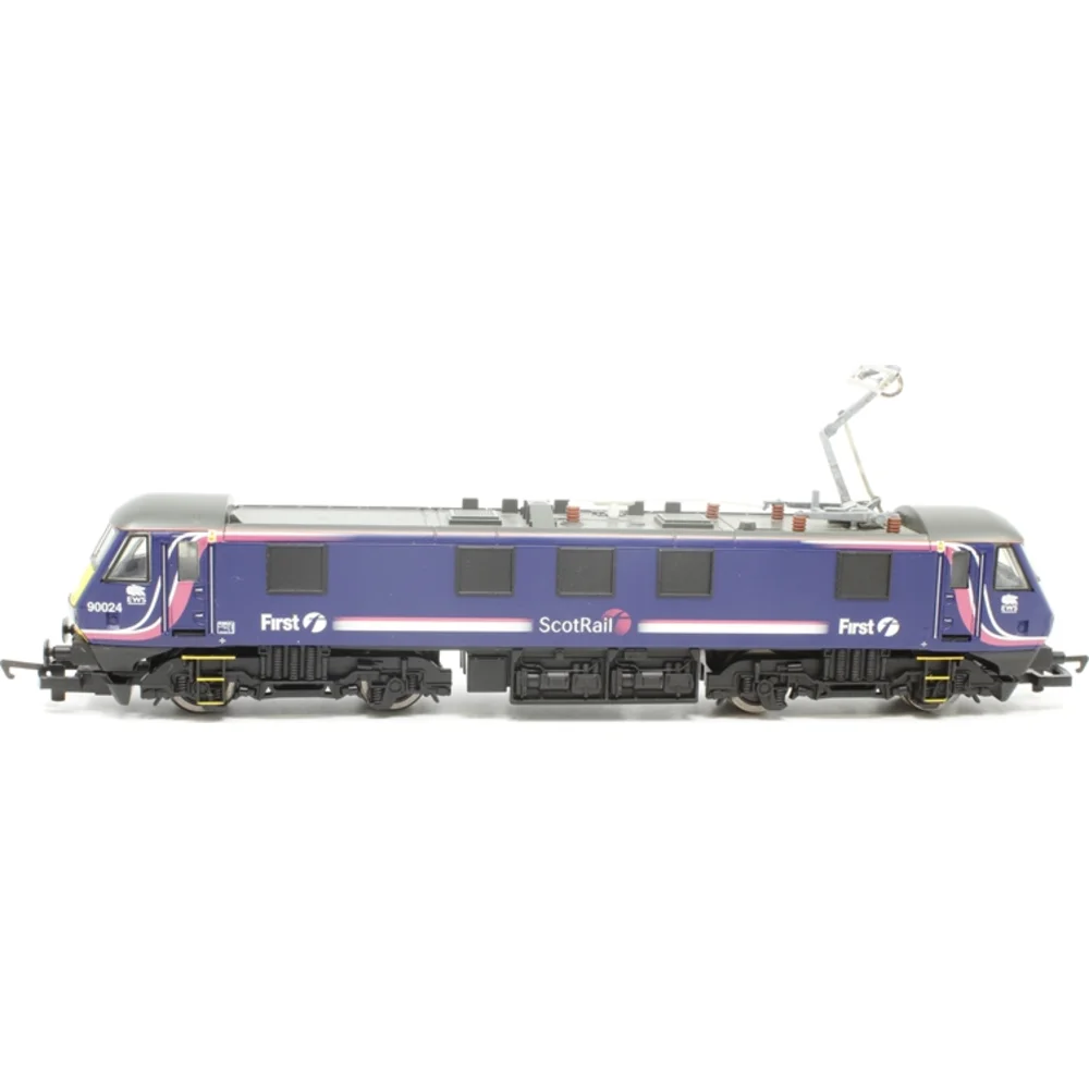 Hornby R2663 — Side Elevation Left Direction by Hornby