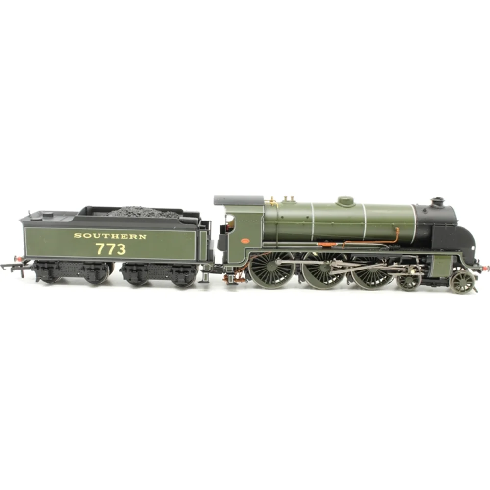 Hornby R2797M — Side Elevation Right Direction by Hornby