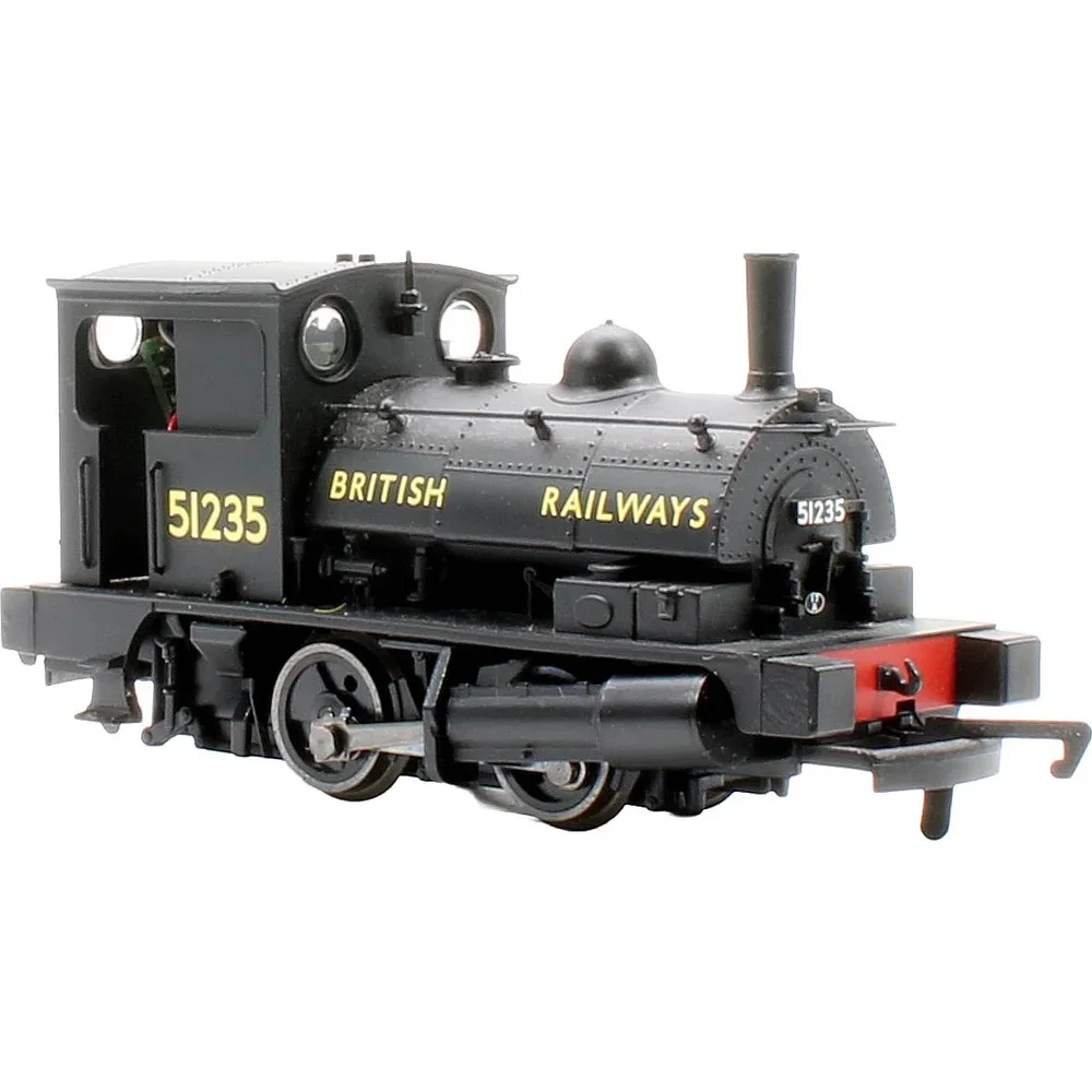 Hornby R2927 — Right Front Three Quarter View by Hornby