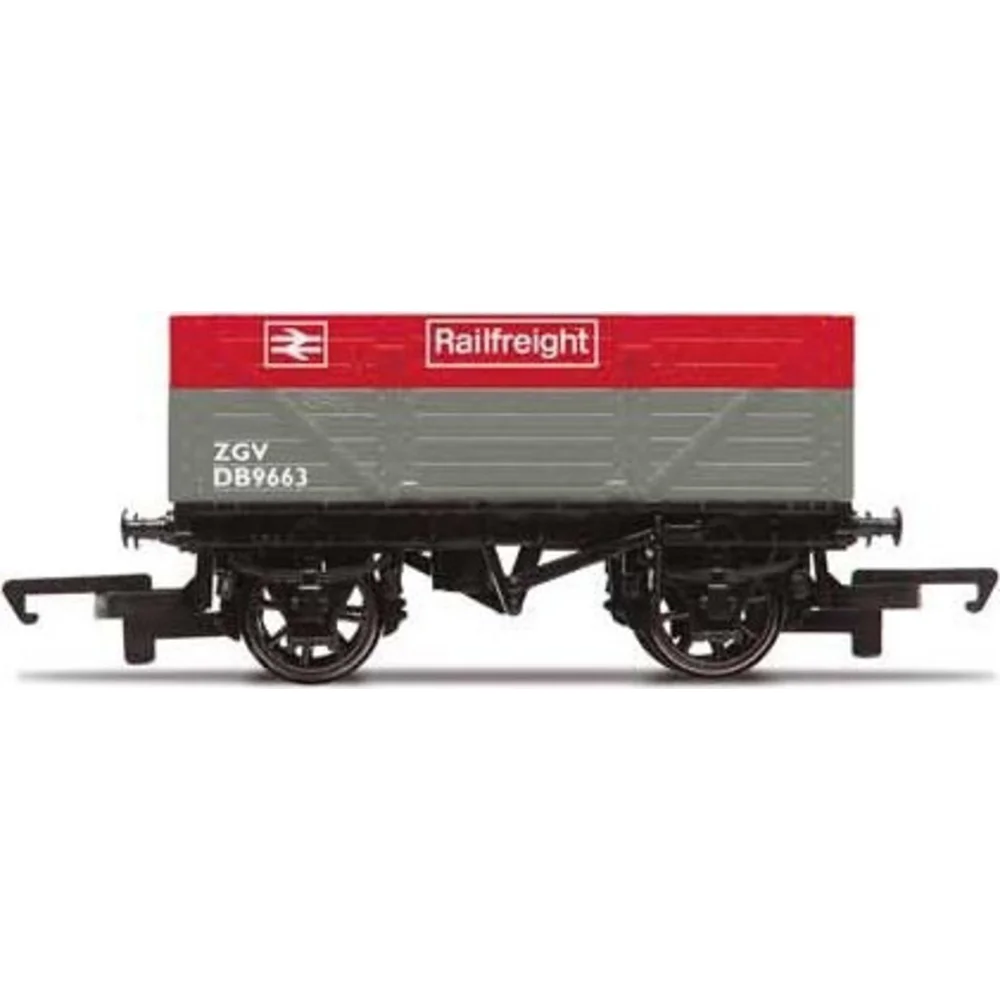 Hornby R30036 — Side Elevation by Hornby