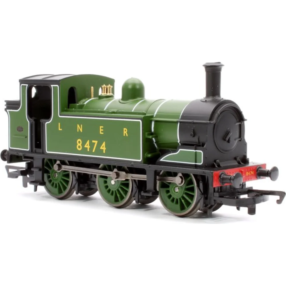 Hornby R30378 — Right Front Three Quarter View by Hornby