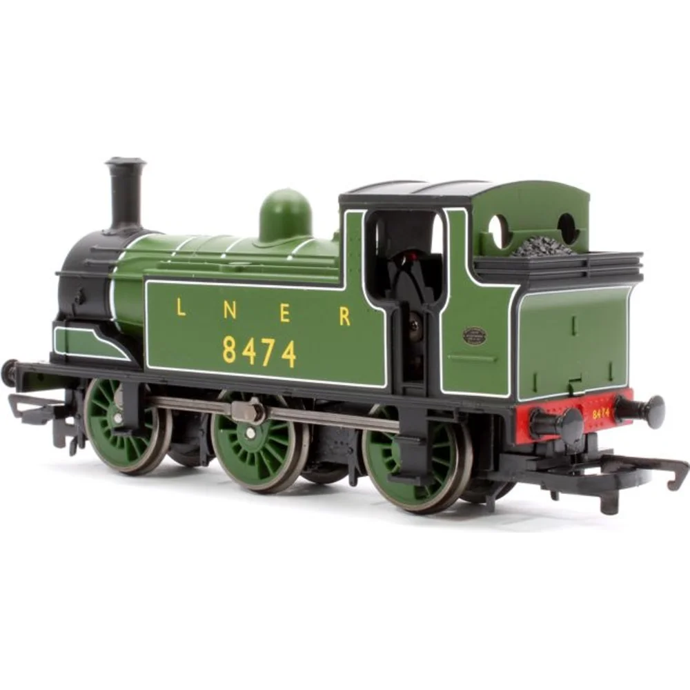 Hornby R30378 — Right Rear Three Quarter View by Hornby