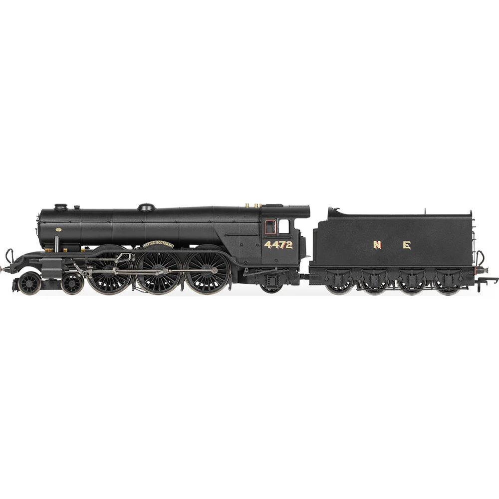 Hornby R30454 — Side Elevation by Hornby