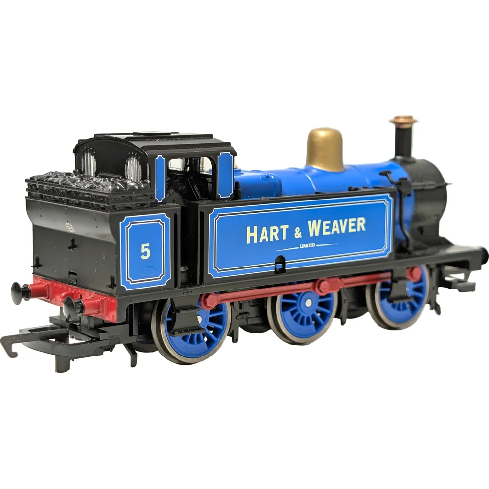 Hornby R30524 — Left Rear Three Quarter View by Hornby