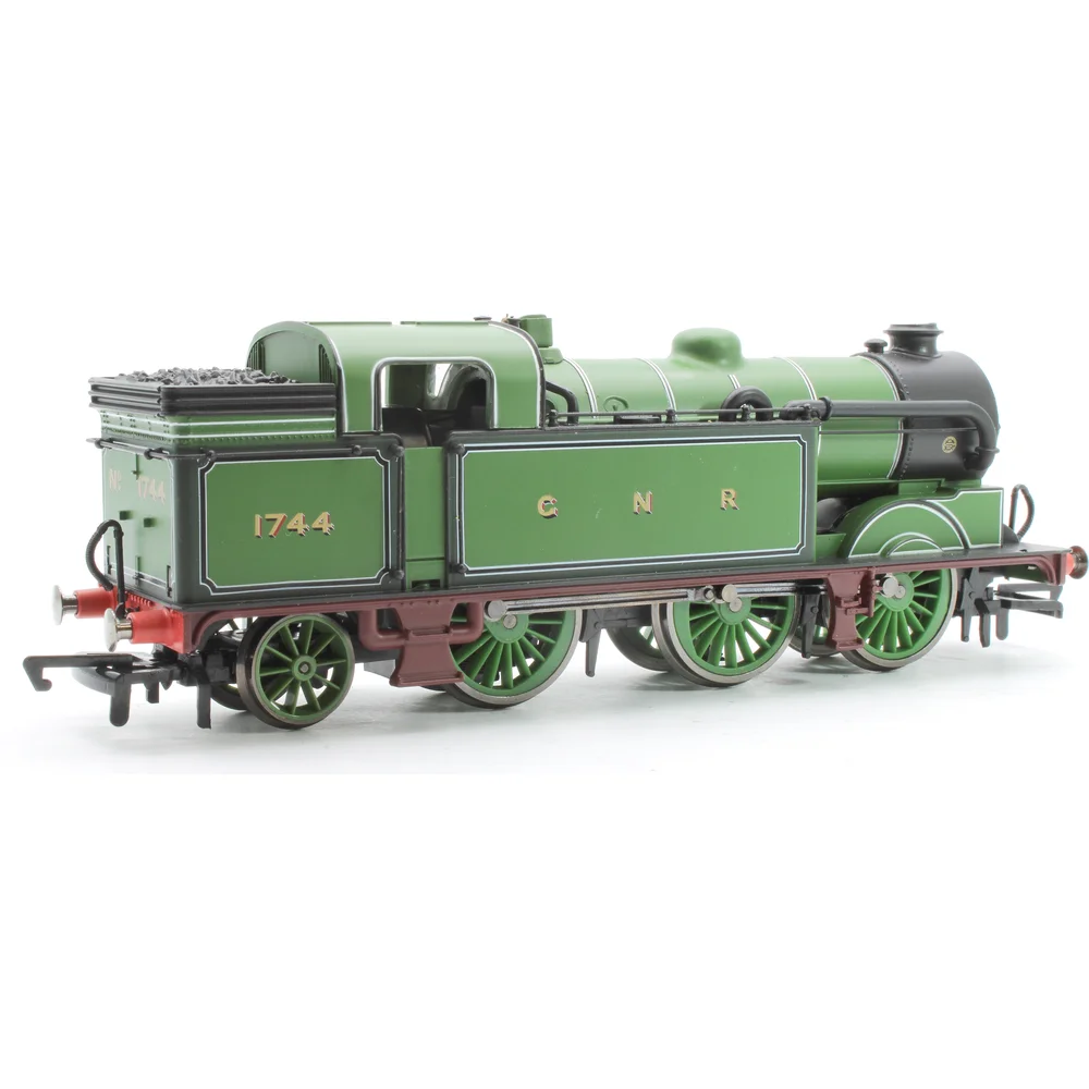 Hornby R3187 — Left Rear Three Quarter View by Hornby