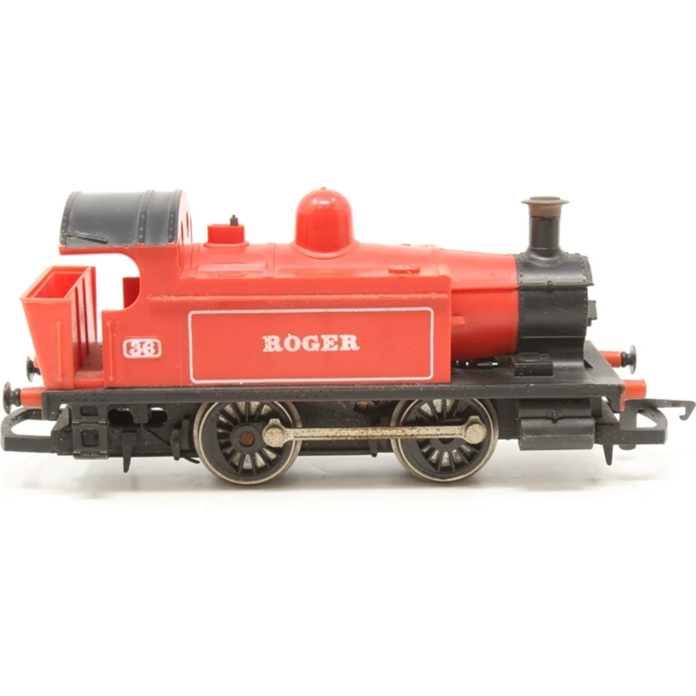 Hornby R336 — Side Elevation Right Direction by Hornby
