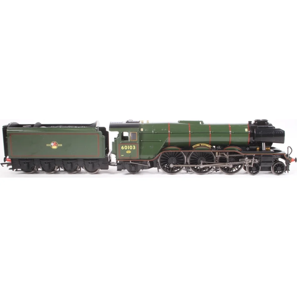 Hornby R3503 — Side Elevation Right Direction by Hornby