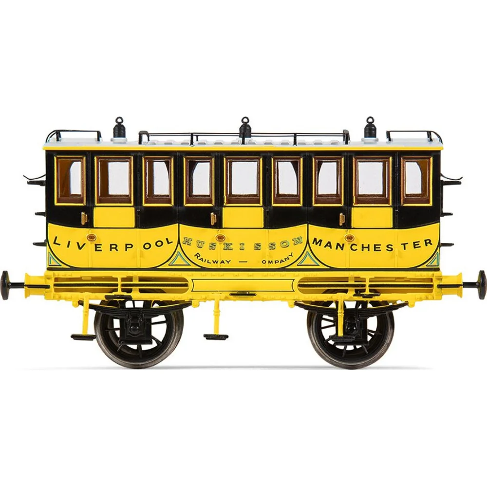 Hornby R3809 — Side Elevation by Hornby