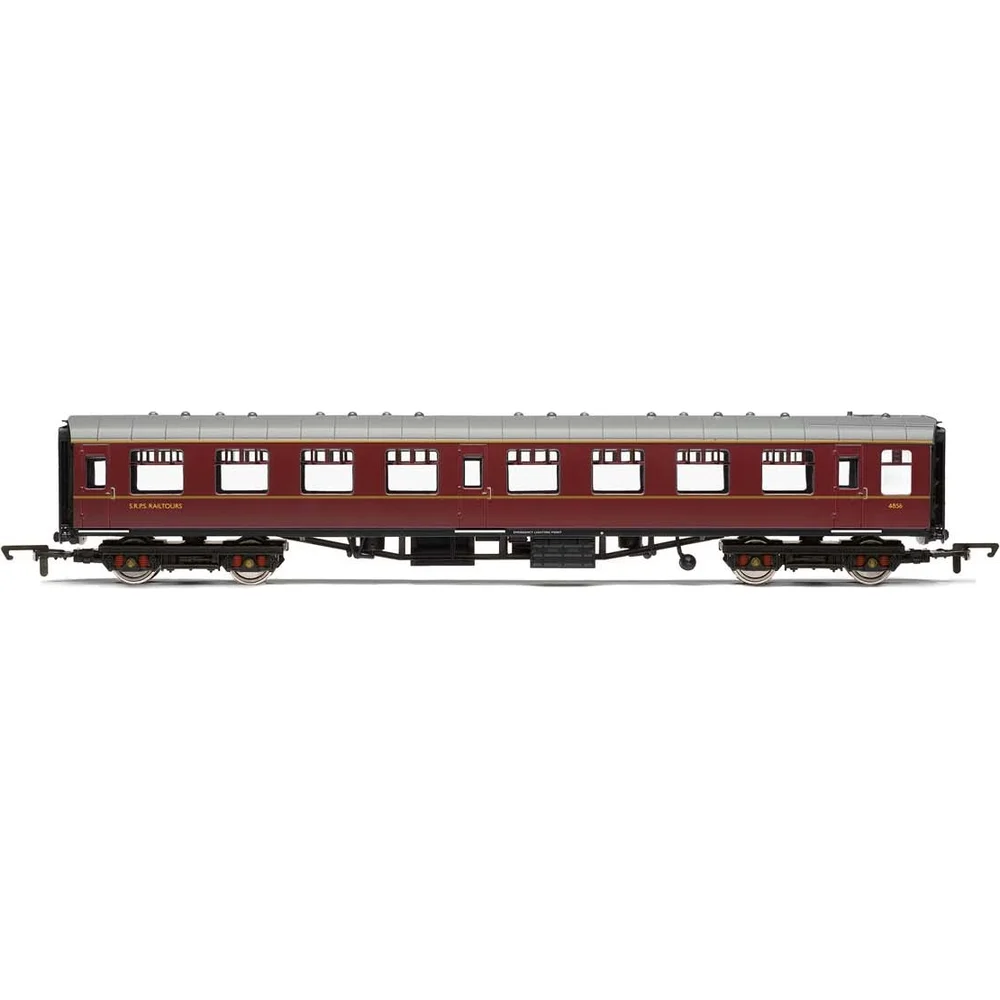 Hornby R3828 — Side Elevation by Hornby