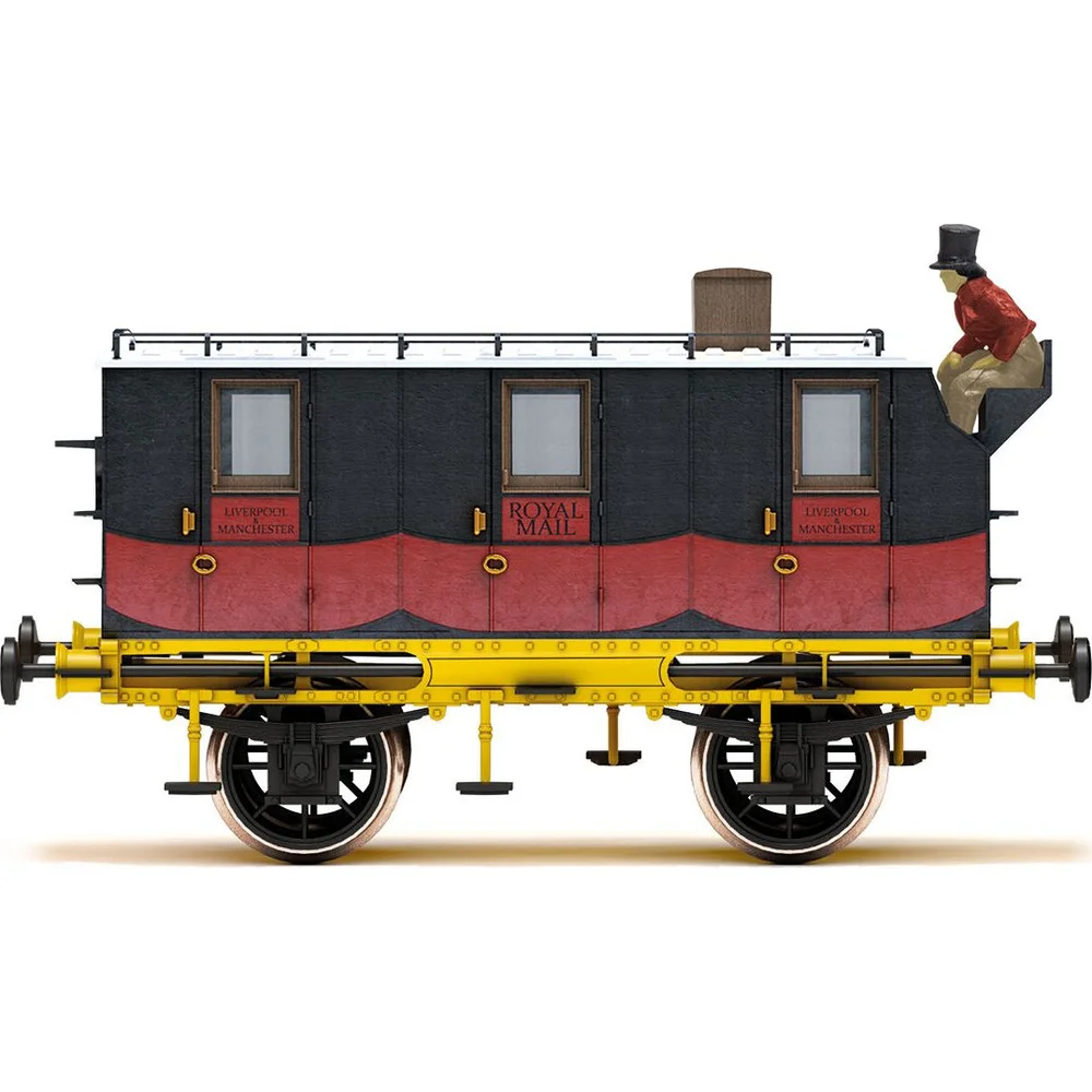 Hornby R3956 — Side Elevation by Hornby
