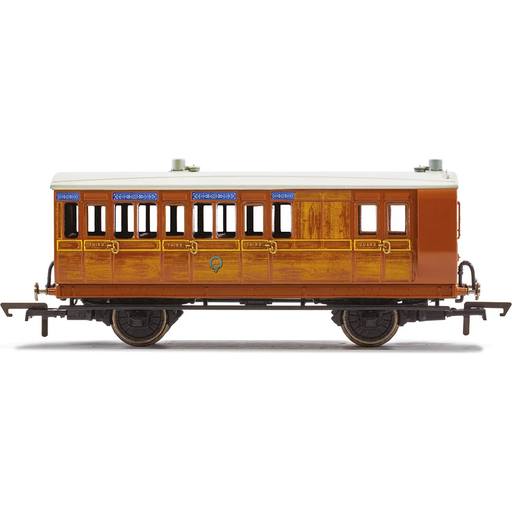 Hornby R3961 — Side Elevation by Hornby