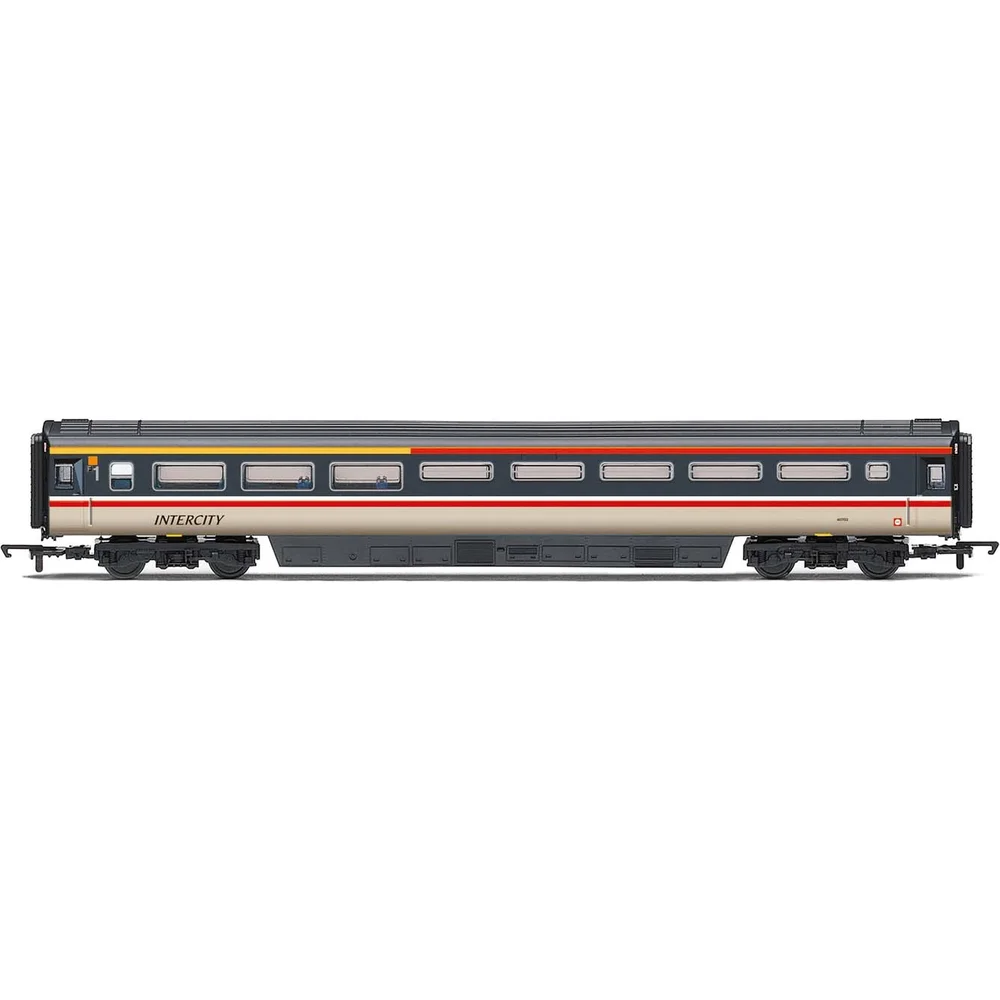 Hornby R40004 — Side Elevation by Hornby