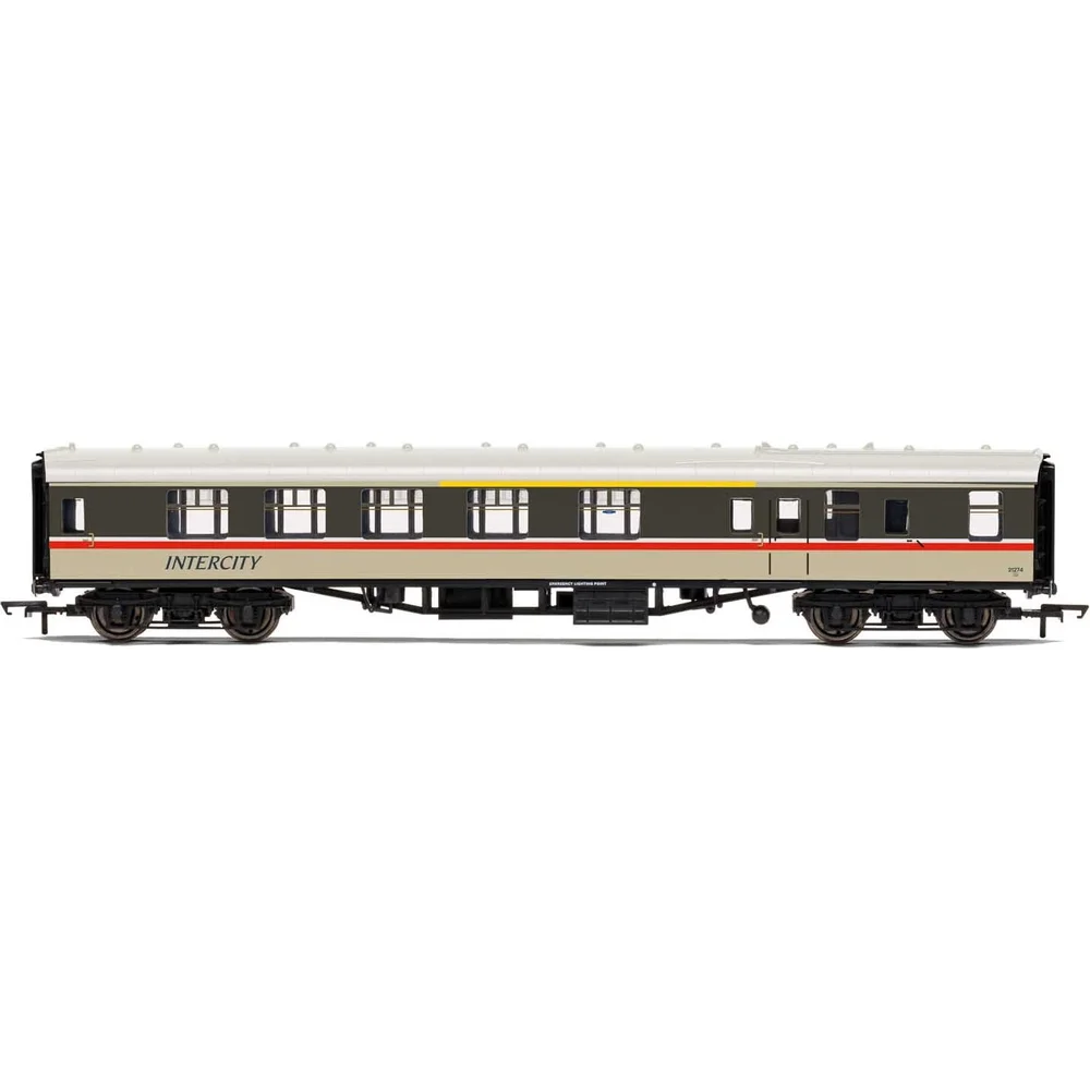 Hornby R40020 — Side Elevation by Hornby