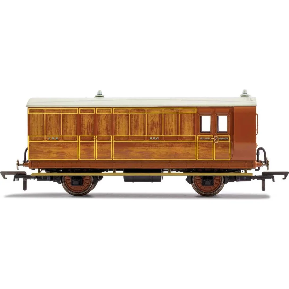 Hornby R40060 — Side Elevation by Hornby