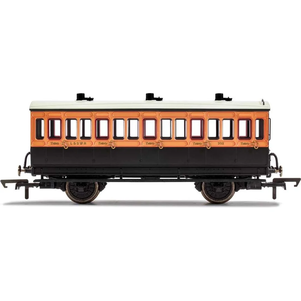 Hornby R40062 — Side Elevation by Hornby
