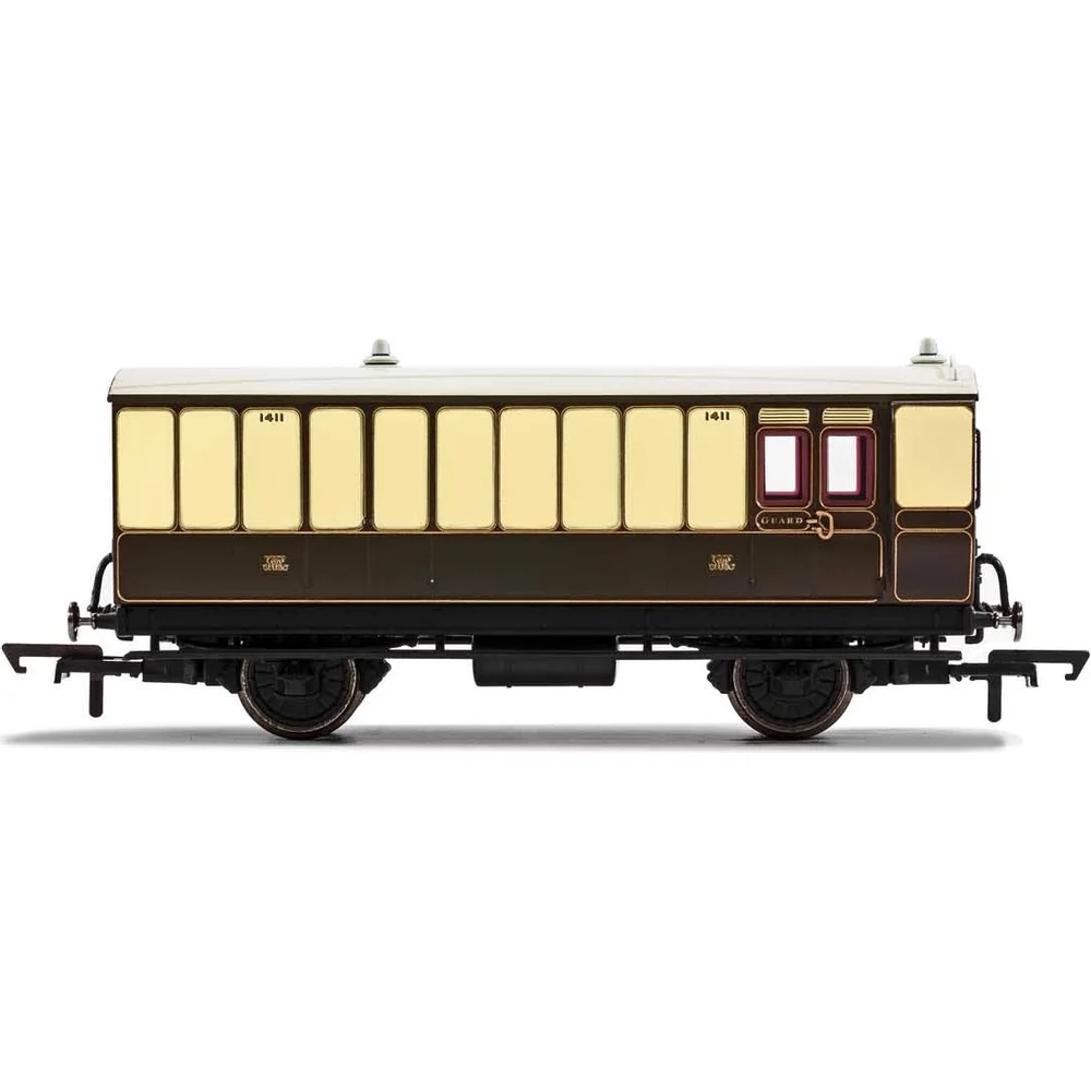 Hornby R40068 — Side Elevation by Hornby