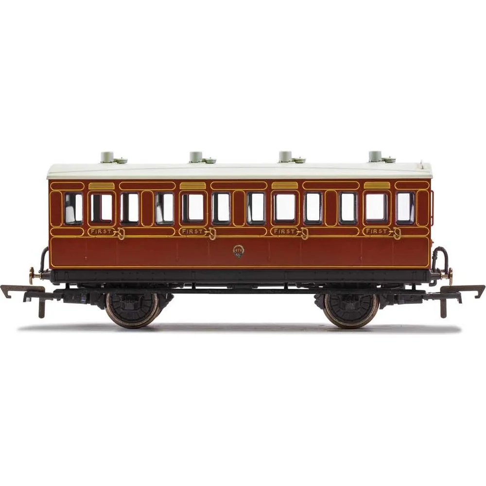 Hornby R40069 — Side Elevation by Hornby