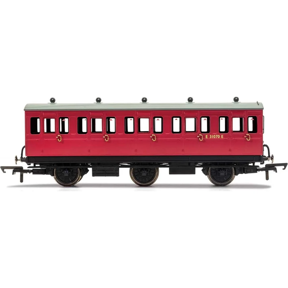 Hornby R40078 — Side Elevation by Hornby