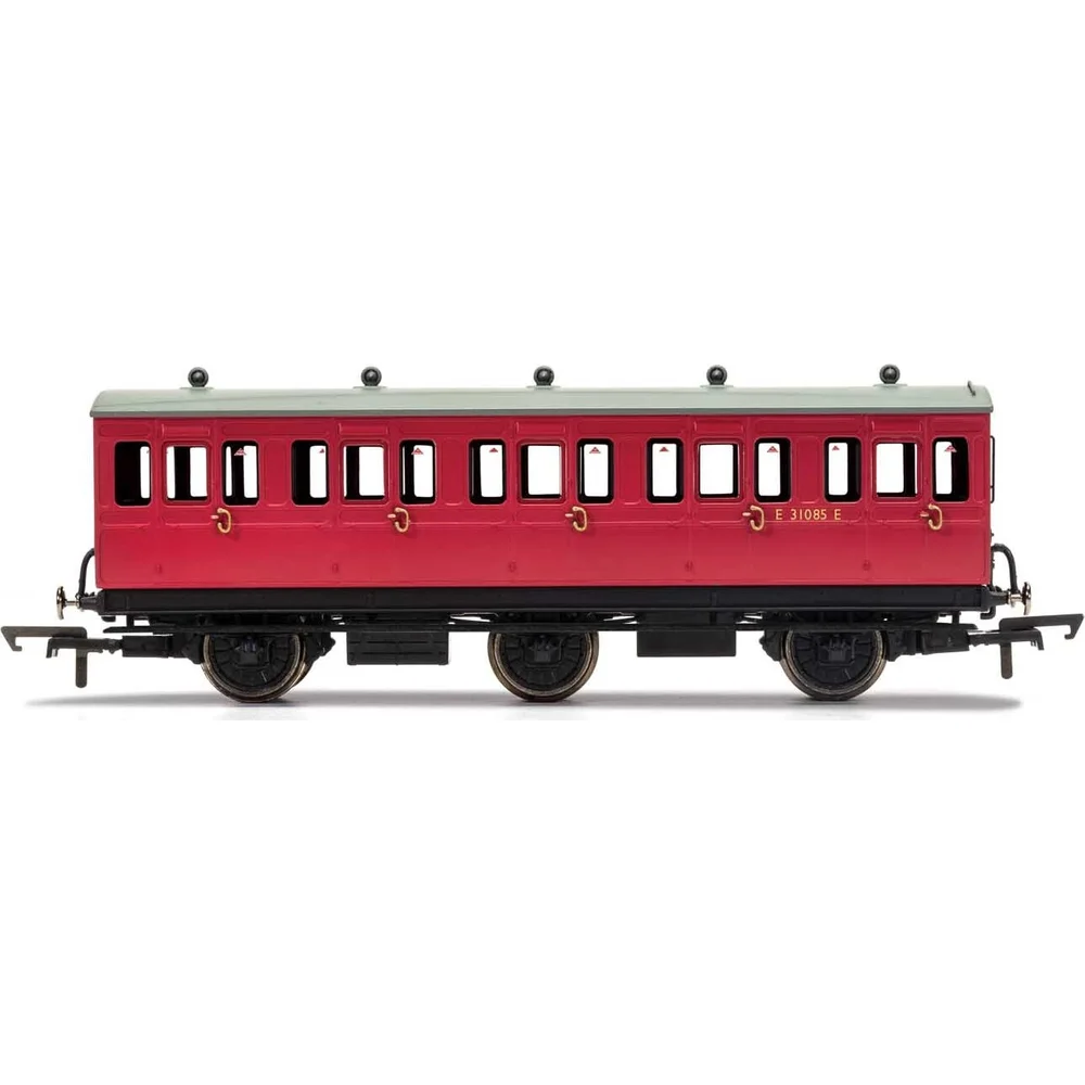 Hornby R40078A — Side Elevation by Hornby