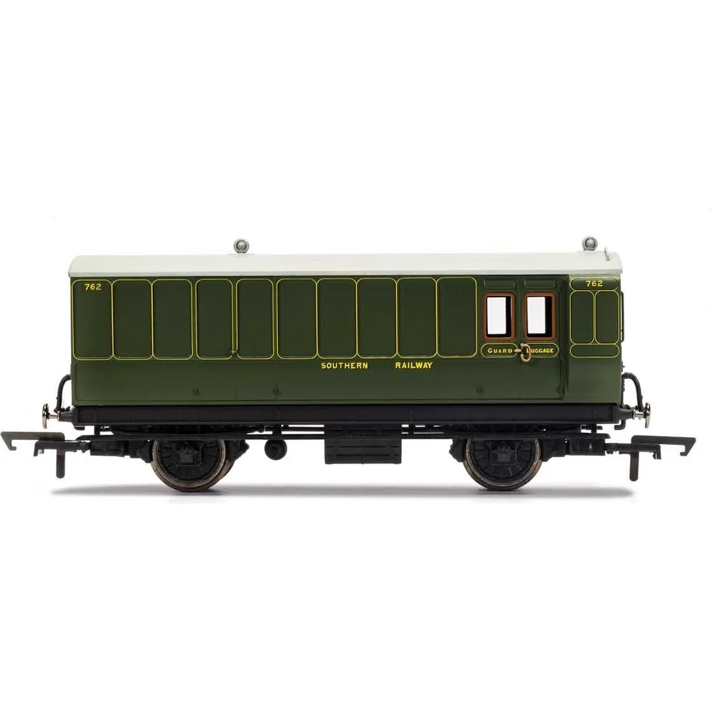 Hornby R40088 — Side Elevation by Hornby