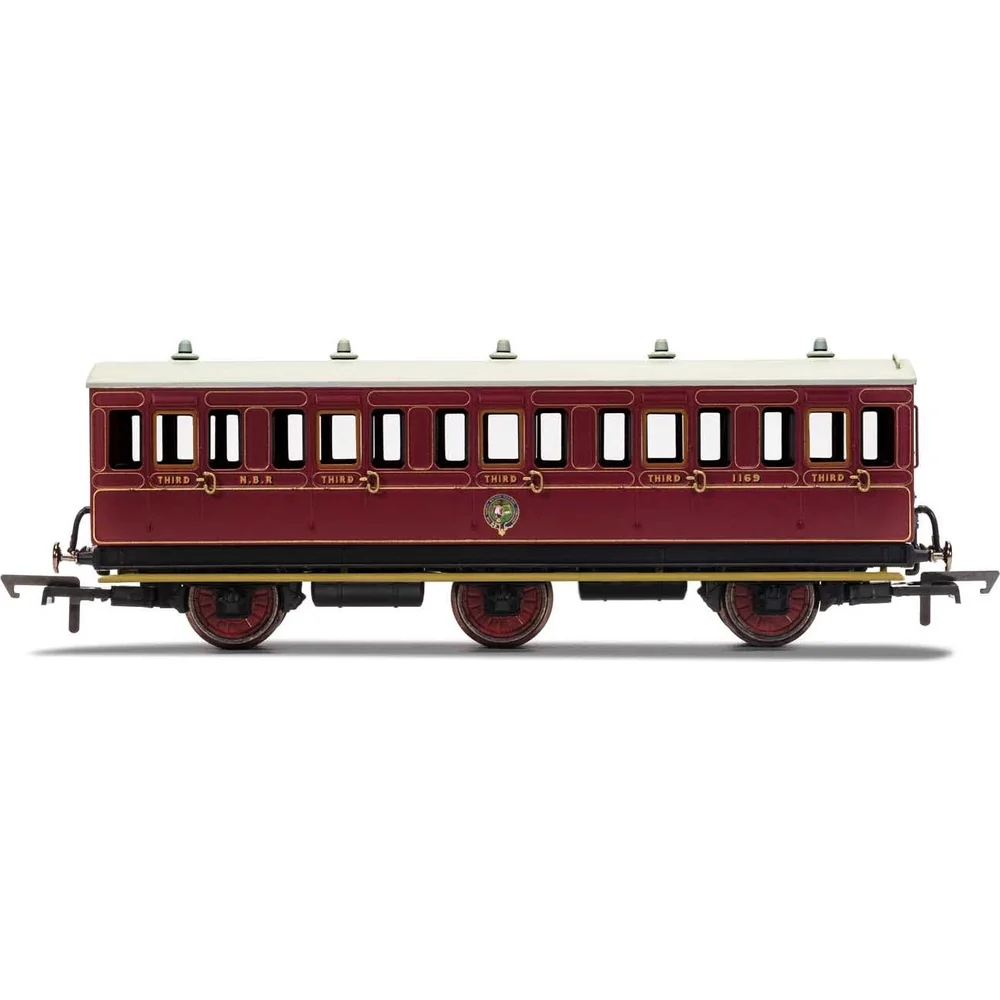 Hornby R40136 — Side Elevation by Hornby