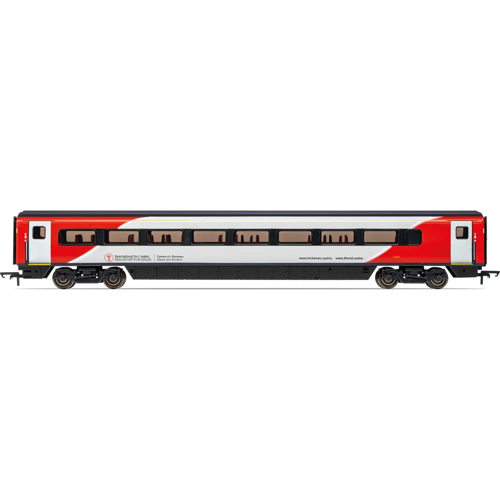 Hornby R40187 — Side Elevation by Hornby