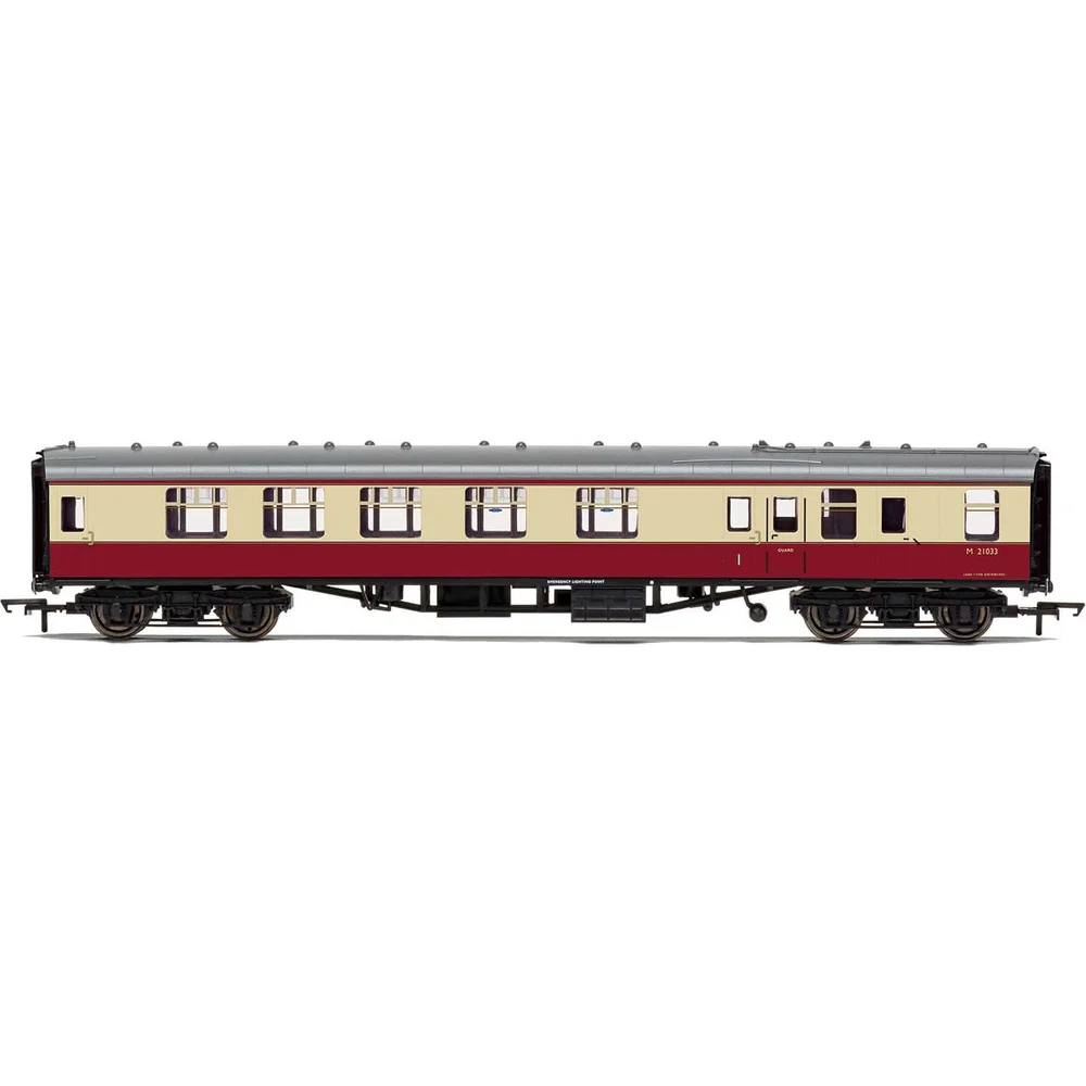 Hornby R40215A — Side Elevation by Hornby