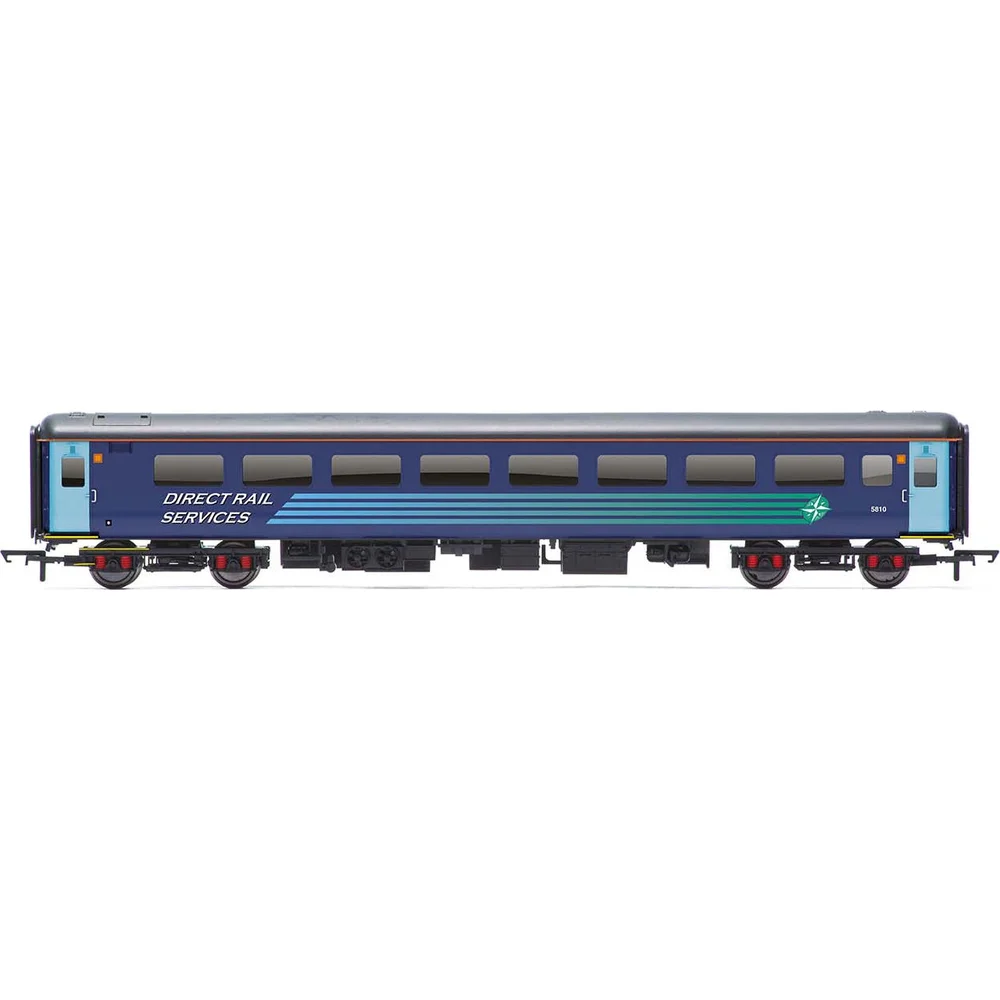 Hornby R40330A — Side Elevation by Hornby