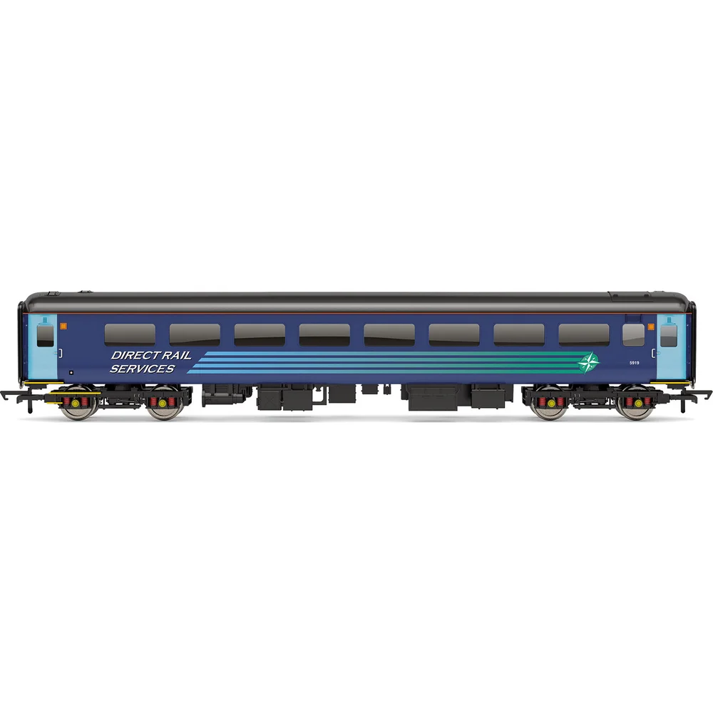 Hornby R40331 — Side Elevation by Hornby