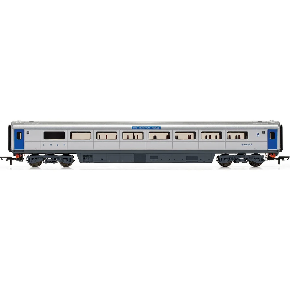 Hornby R40355 — Side Elevation by Hornby