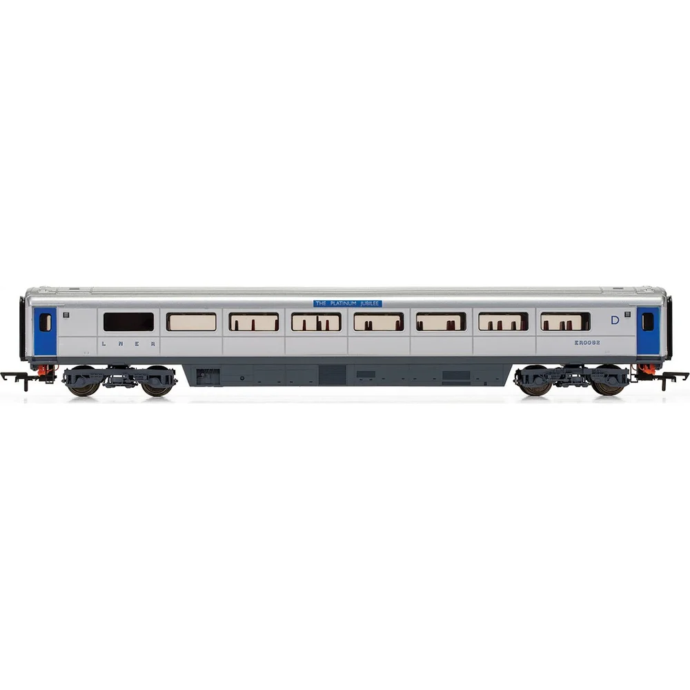 Hornby R40355B — Side Elevation by Hornby