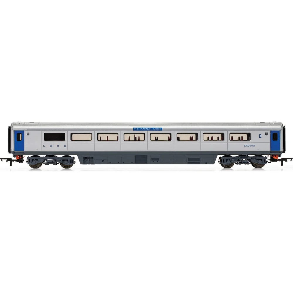 Hornby R40355C — Side Elevation by Hornby