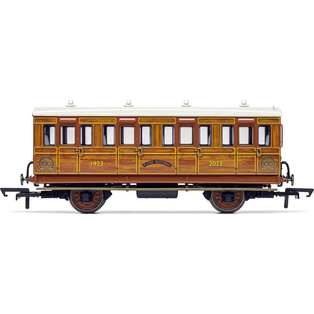 Hornby R40369 — Side Elevation by Hornby