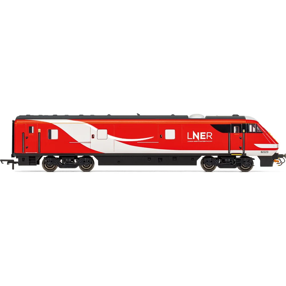 Hornby R40450 — Side Elevation by Hornby