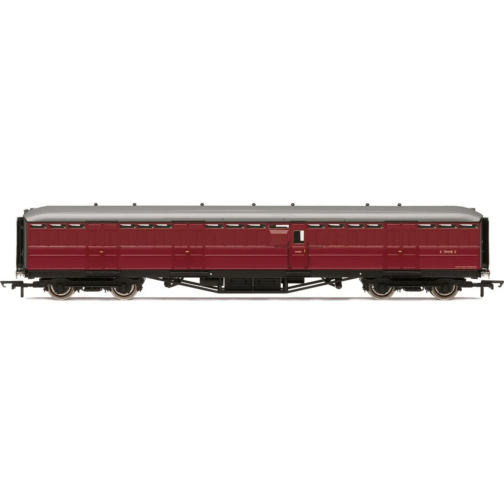 Hornby R40461 — Side Elevation by Hornby