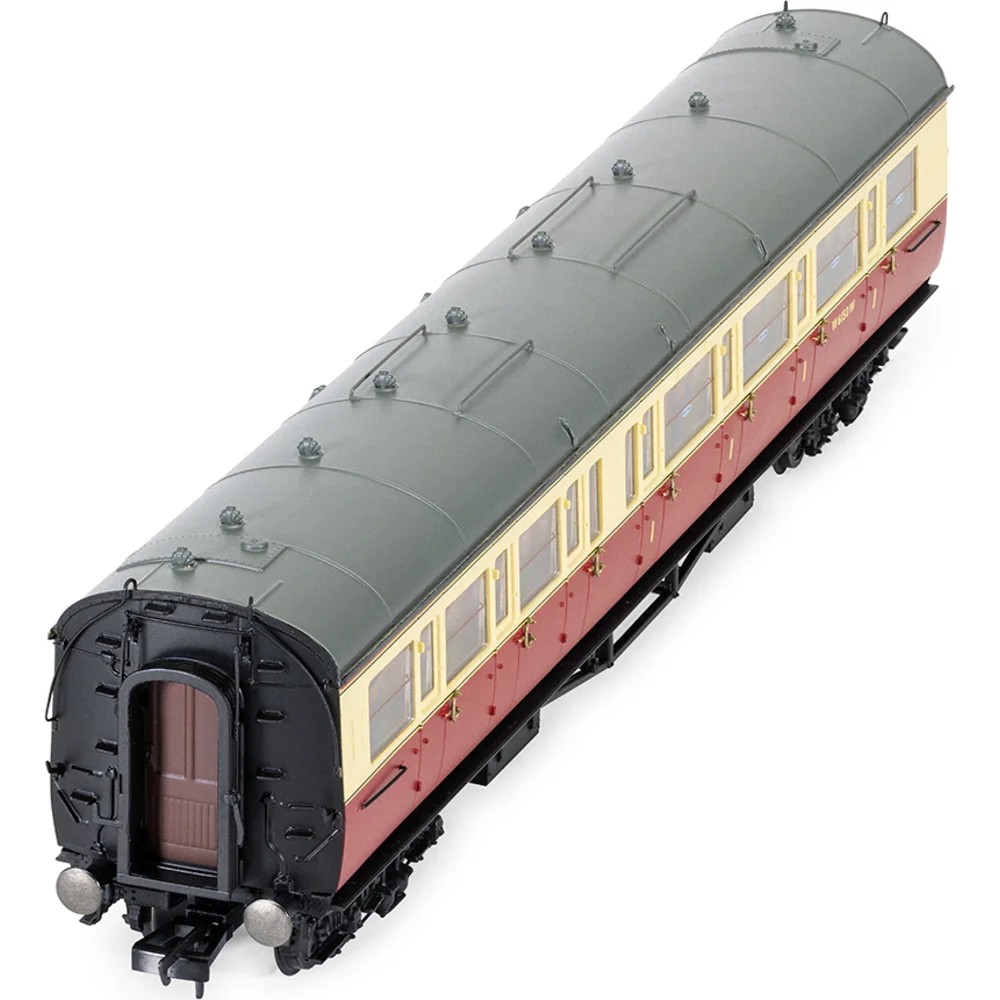 Hornby R40475 — Overhead Chassis Detail View by Hornby