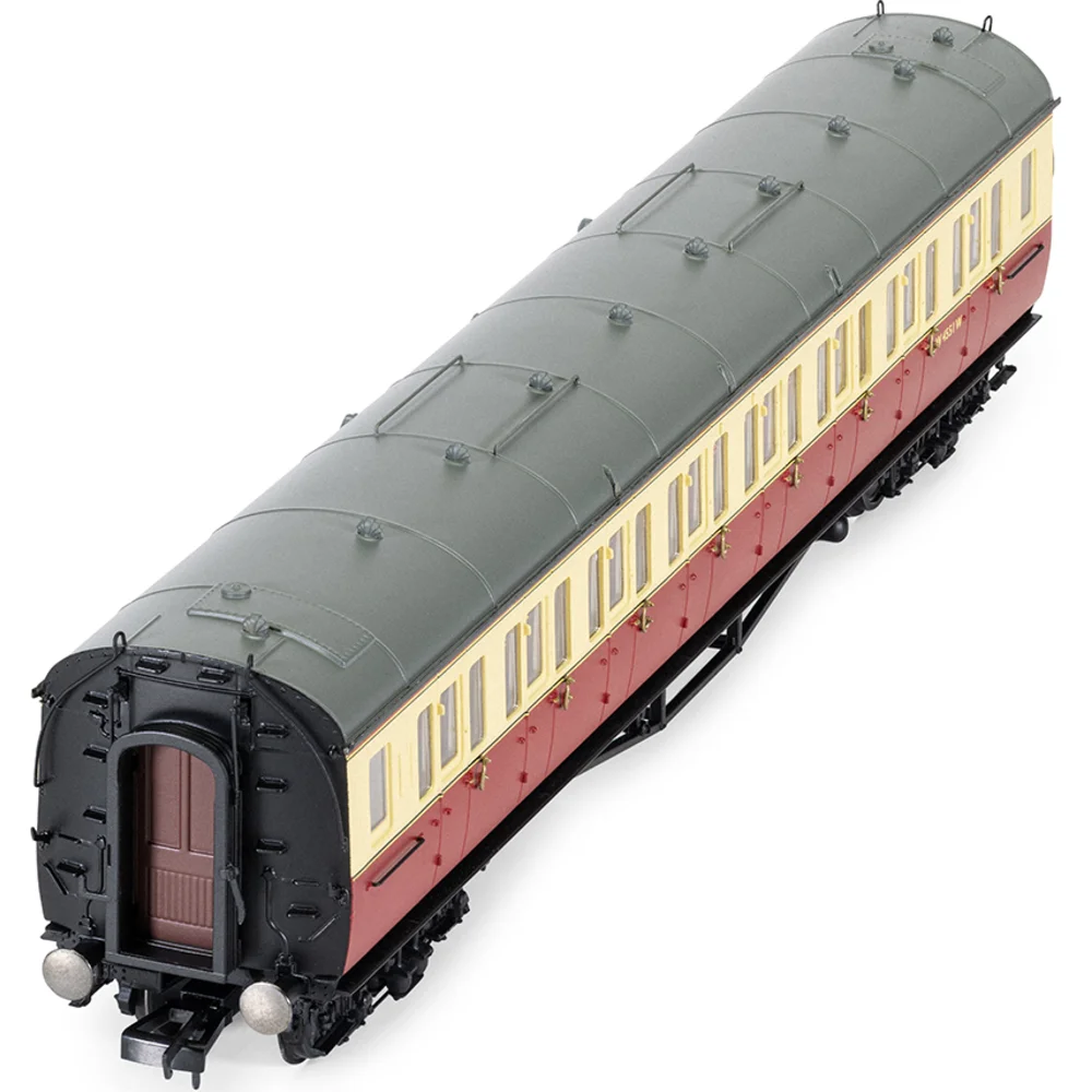 Hornby R40476 — Overhead Chassis Detail View by Hornby