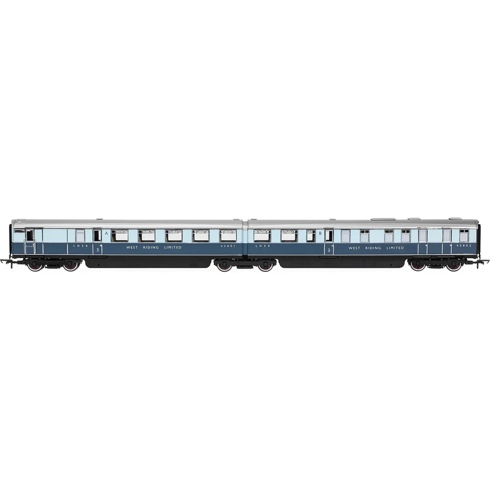 Hornby R40477 — Side Elevation by Hornby