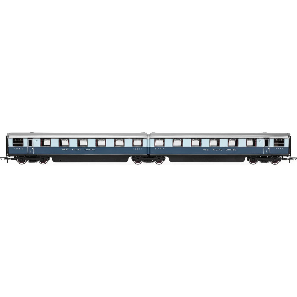 Hornby R40478 — Side Elevation by Hornby