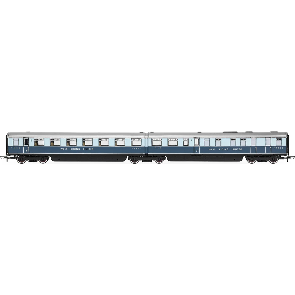 Hornby R40479 — Side Elevation by Hornby
