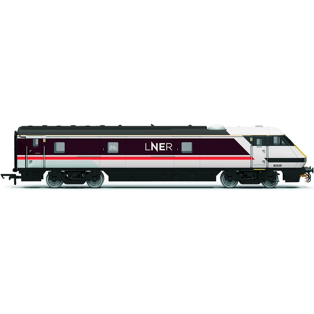Hornby R40504 — Side Elevation by Hornby
