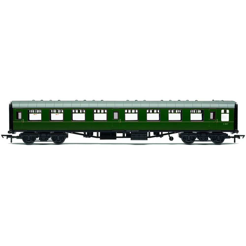 Hornby R40520 — Side Elevation by Hornby